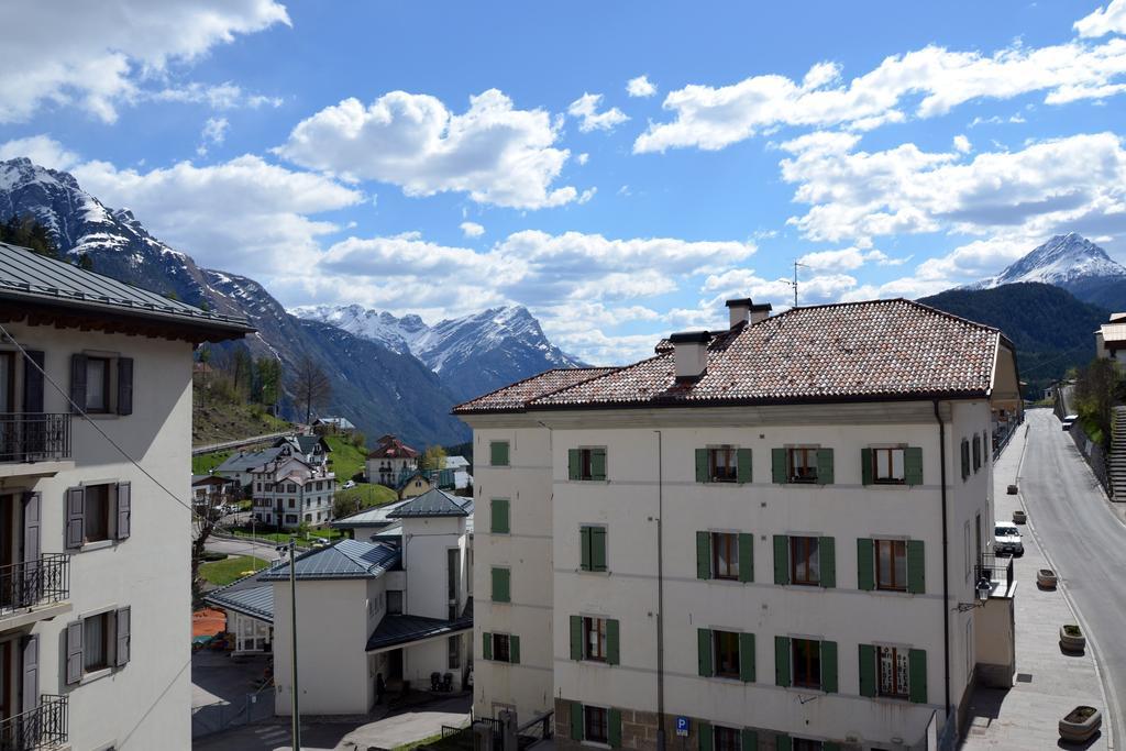 Albergo Cavallino Pieve di Cadore Bagian luar foto